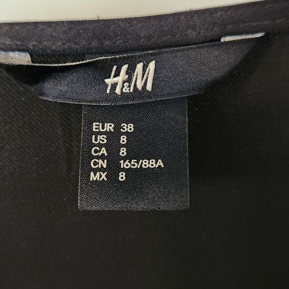 NWOT H&M black jumpsuit romper - Size Medium - Picture 7 of 8